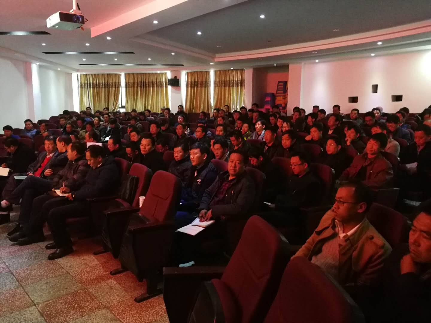微信图片_20171121084424.jpg